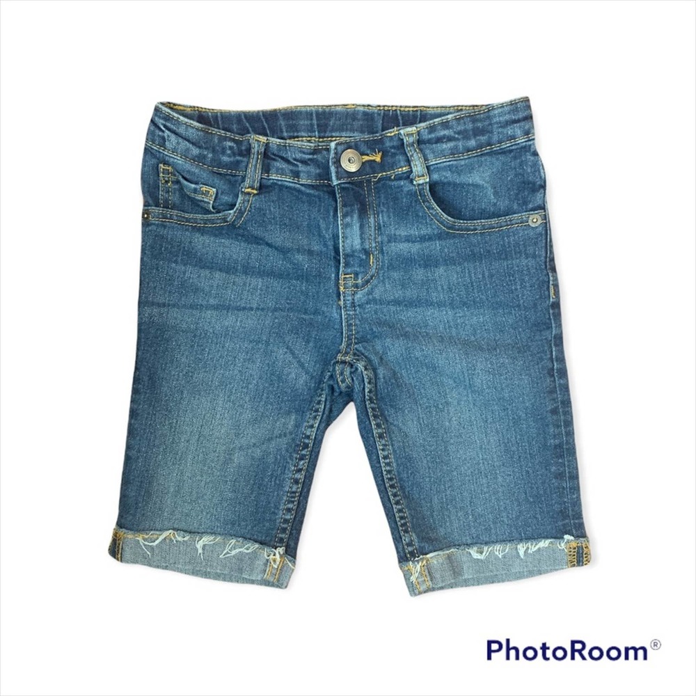 Crazy 8 Jean Shorts